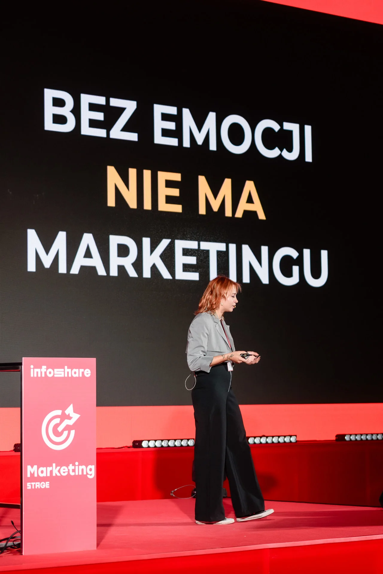 Kama Kotowska na scenie Marketing Stage podczas Infoshare